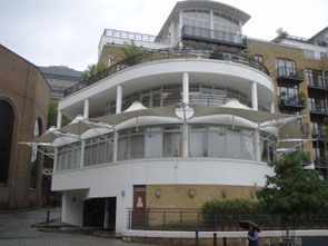 Removal and re-installation of canopies Removal and re-installation of canopies