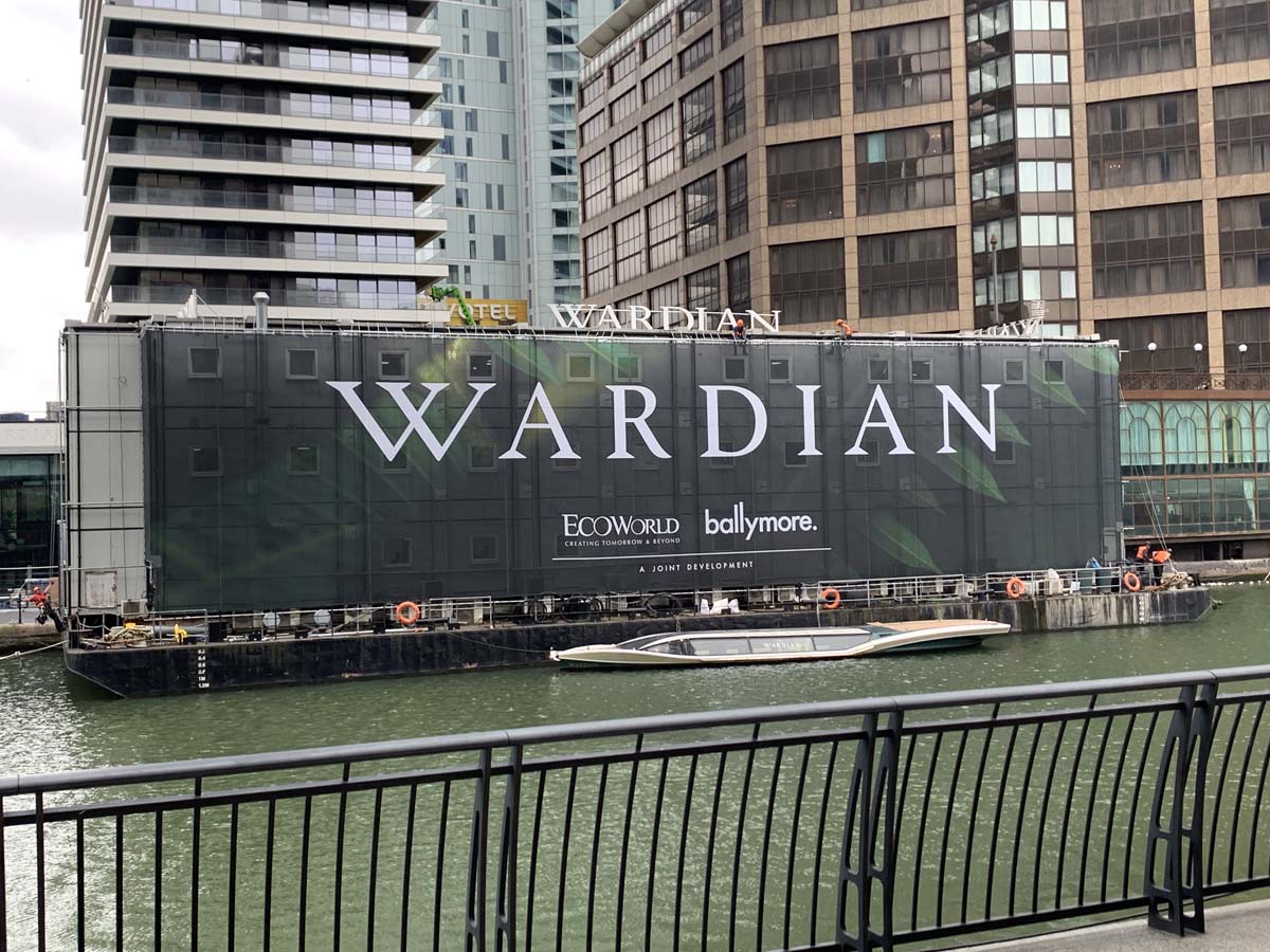 Wardian Barge - Cabin wrap